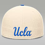 Gorra universitaria marca Jordan Dri-FIT  ajustada para hombre UCLA Bruins Primetime True