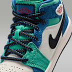 Jordan 1 Mid SE Younger Kids' Shoes