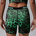 Shorts Dri-FIT estampados de tiro alto de 13 cm para mujer Jordan Sport