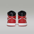 Air Jordan 1 中筒男鞋