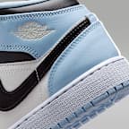 Air Jordan 1 Mid Older Kids' Shoe