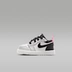 블랙/서밋 화이트/인프라레드 23/블랙