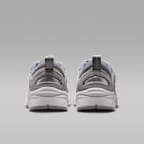 Jordan Trunner O/S Women's Shoes