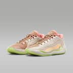 Tenis de básquetbol Luka 4 "Light Orewood and Tangerine"