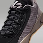 루카 .77 PF '검' 농구화