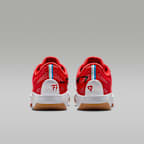 Παπούτσια μπάσκετ Luka 77