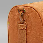 ジョーダン スエード モノグラム ダッフル (25L)