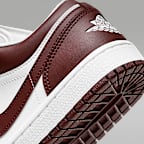 รองเท้าผู้หญิง Air Jordan 1 Low