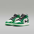 Tenis para niños grandes Air Jordan 1 Mid SE