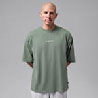Jordan Flight Essentials Men's Oversized Patch T-Shirt