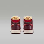 Tenis para niños grandes Air Jordan 1 Mid SE