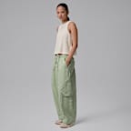 Pants estilo paracaídas para mujer Jordan Flight Chicago