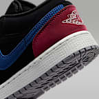 Air Jordan 1 Low Older Kids' Shoes