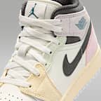 Air Jordan 1 Mid SE Big Kids' Shoes