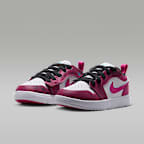Jordan 1 Low Alt SE Younger Kids' Shoes