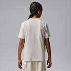 Playera Air Jordan World Tour Merch para niños talla grande Jordan