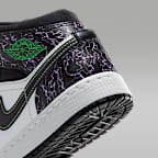 Air Jordan 1 Mid SE Big Kids' Shoes