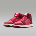 Tenis para mujer Air Jordan 1 Mid SE