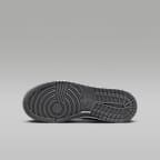 Air Jordan 1 Low Older Kids' Shoes