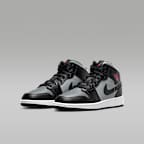 Jordan 1 Mid Big Kids' Shoes