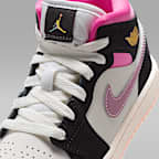 Jordan 1 Mid Younger Kids' Shoes