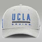 Gorra universitaria Dri-FIT ajustable Jordan para hombre UCLA Sideline Practice Rise