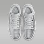 รองเท้าผู้หญิง Air Jordan 1 Low SE