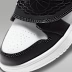 Sky Jordan 1 Younger Kids' Shoe