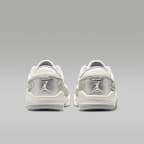 Jordan Flight Court SE Women's Shoes