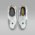 รองเท้าเด็กโต Jordan Stay Loyal 2