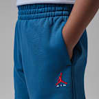 Shorts Jordan de French Terry para niños talla pequeña Brooklyn. Nike MX