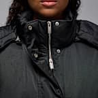 Parka de plumón Therma-FIT oversized para mujer Jordan Flight