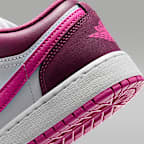 Air Jordan 1 Low SE Older Kids' Shoes