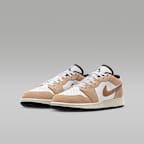 รองเท้าเด็กโต Air Jordan 1 Low SE