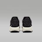 Jordan Max Aura 5 Older Kids' Shoes