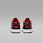 Air Jordan 1 Low Older Kids' Shoes