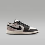 Air Jordan 1 Low SE Schuh (ältere Kinder)