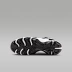 Jordan 1 Mid Little/Big Kids' Cleats