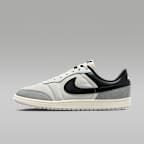 Summit White/Light Smoke Grey/Neutral Grey/Black