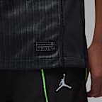 Paris Saint-Germain 2025/26 Stadium Fourth Jordan Replika-Fußballtrikot mit Dri-FIT-Technologie (ältere Kinder)