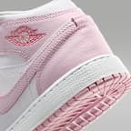 Air Jordan 1 Mid Older Kids' Shoes