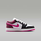 Air Jordan 1 Low SE Older Kids' Shoes