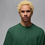 Jordan Flight Essentials 男款寬版 T 恤