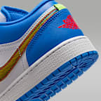 Air Jordan 1 Low SE Older Kids' Shoes