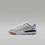 Neutral Grey/Blanc/Gum Light Brown/Midnight Navy