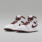 รองเท้าผู้หญิง Air Jordan 1 Mid