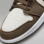 Buty damskie Air Jordan 1 Low SE