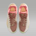 Tenis de básquetbol Luka 4 "Light Orewood and Tangerine"