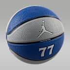 Luka Dončić All-Court-basketball (ikke oppustet)