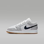 White/Neutral Grey/Gum Medium Brown/Midnight Navy